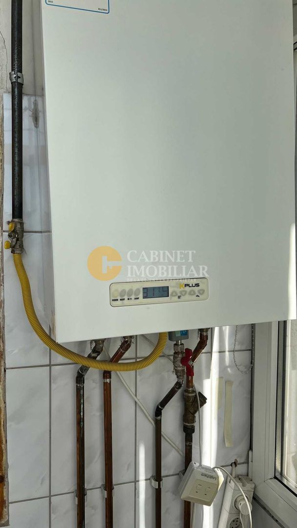 Nicolina -Apartament 3 Camere Decomandat - Bloc 1981 - Poză 5