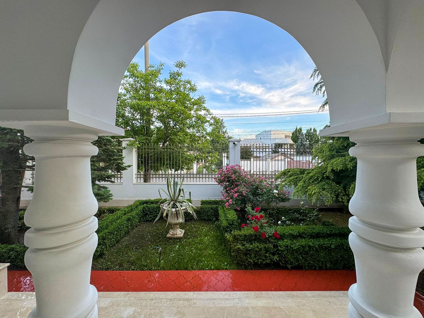 PROPRIETATE CU ENERGIE PURA |  Sanctuarul Eleganței și Rafinamentului - Poză 27