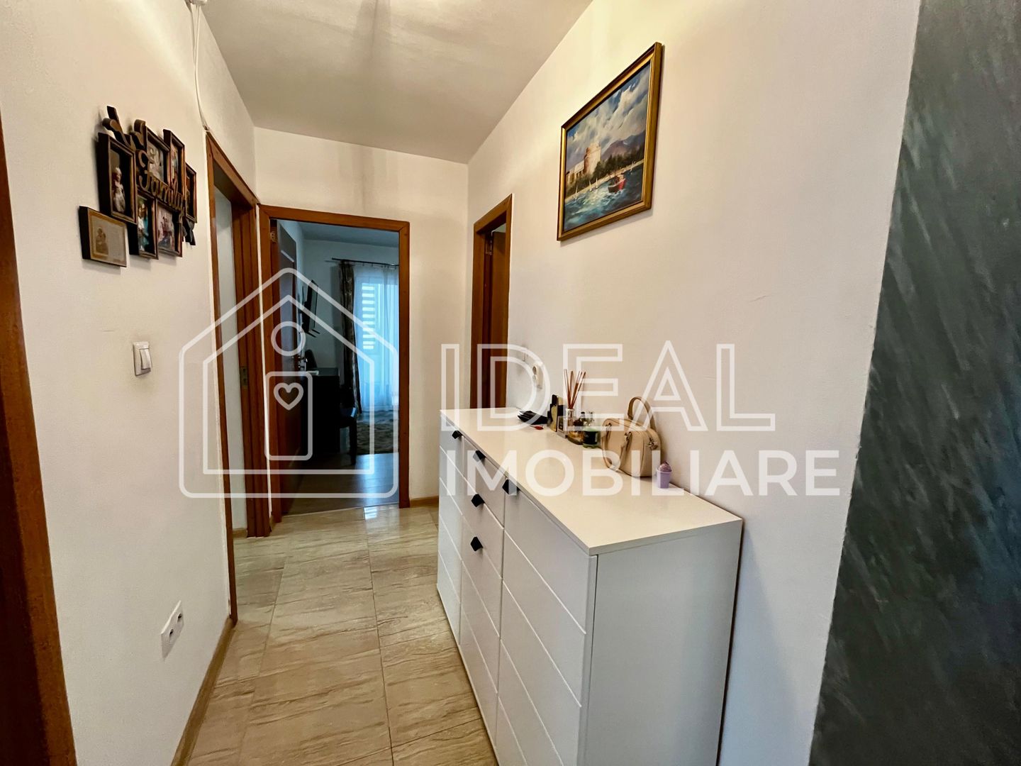 Apartament 3 camere de vânzare – Șelimbăr, zona Pictor Brana - Poză 10