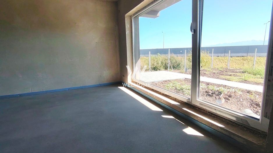 Casa mare cu garaj si teren 790 mp - Casa NOUA - Poză 3