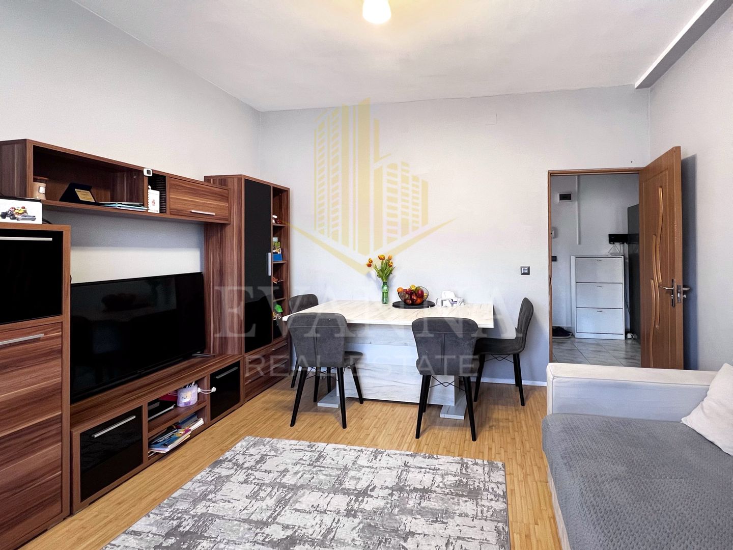 De vanzare 2 camere | etaj 1 | zona Pronto. - Poză 3