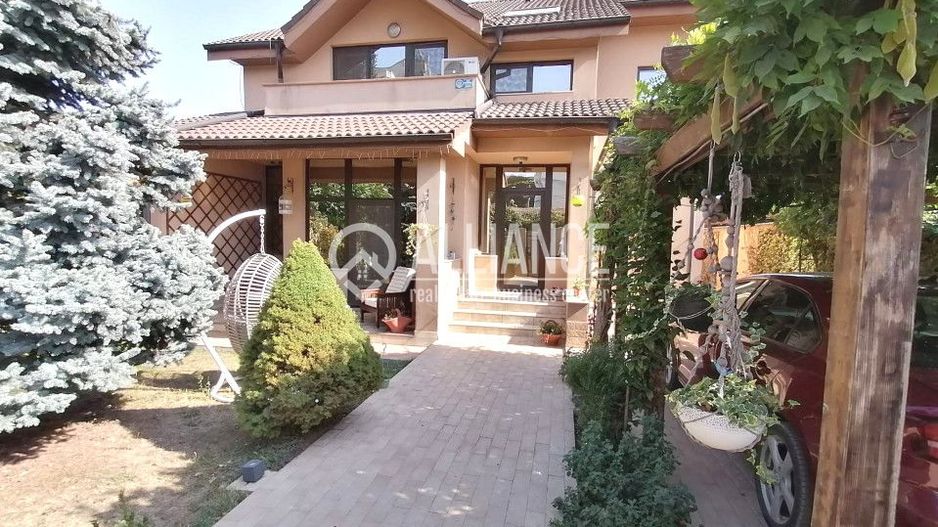 COICIU (Cod 01) Armonie și Eleganță pentru Două Generații! - Poză 51