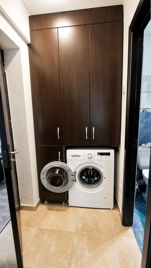 Apartament renovat 2 camere SD 49 mp Podu Ros 92000 euro - Poză 9