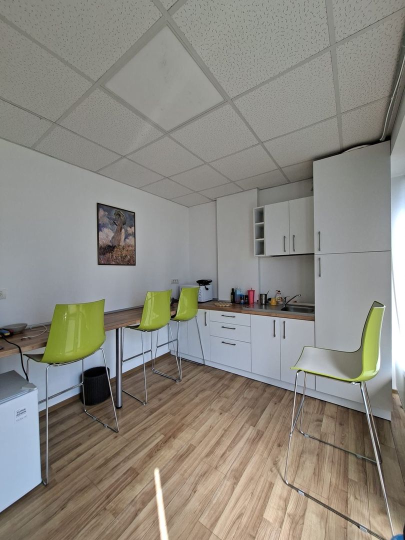 Spațiu pretabil birouri/cabinete medicale - Poză 34