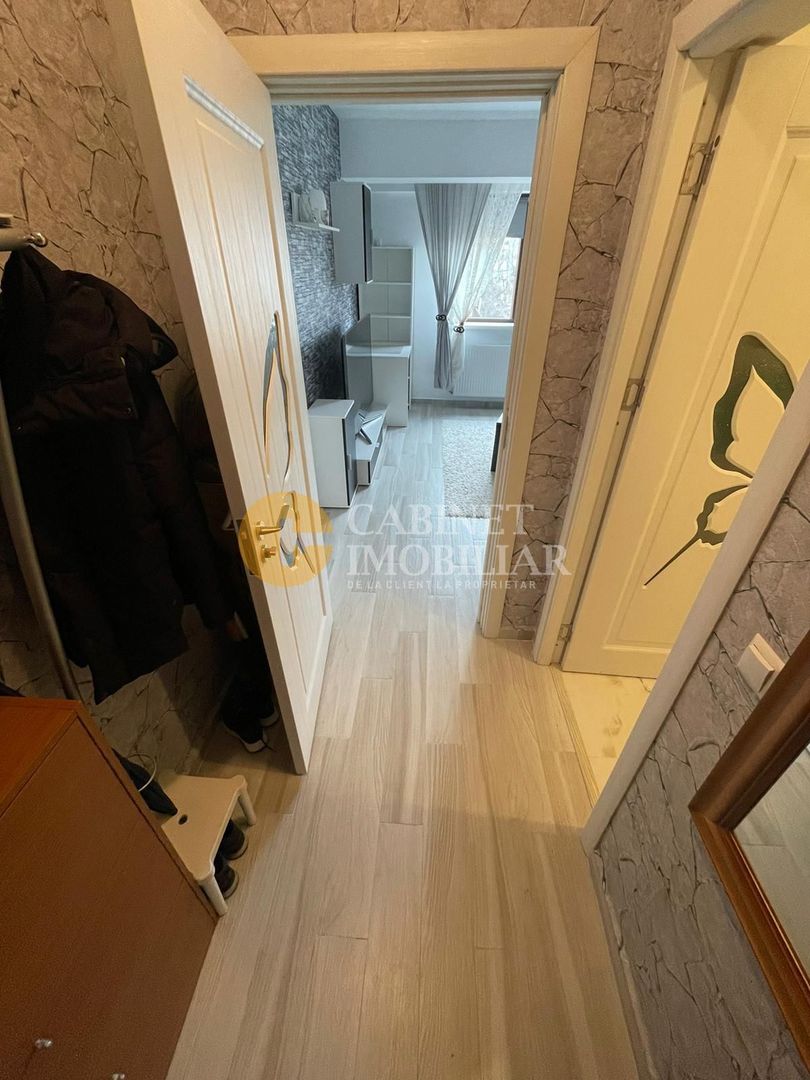 1 CAMERA - DECOMANDAT - 32 MP - ETAJ INTERMEDIAR - Poză 3