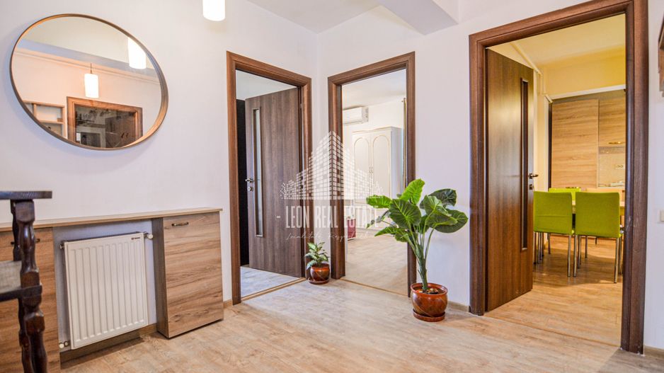 Apartament spatios 3 camere decomandate + 2 locuri de parcare in Baciu - Poză 6