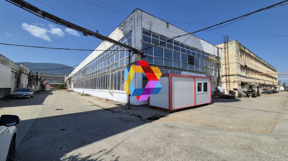 Hala industriala - 432 mp - Poză 1