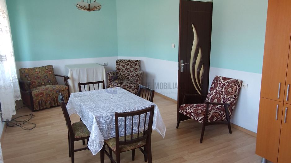 Apartament 2 camere, decomandat, situat in vila_supr. 70 mp_Cartier Republica - Poză 1