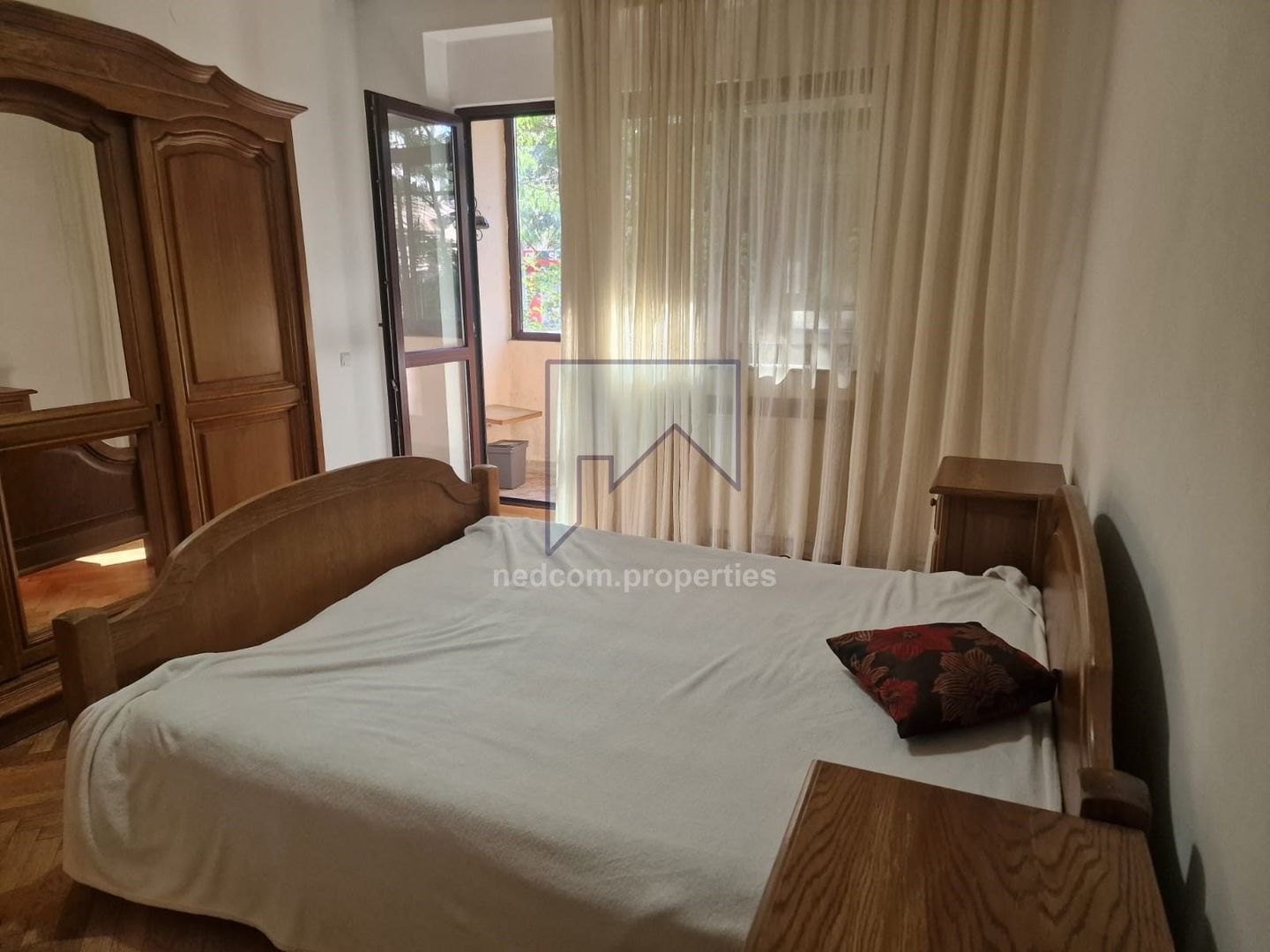 Vanzare apartament 2 camere - Vasile Lascar - Cartierul Armeneasca - Poză 5