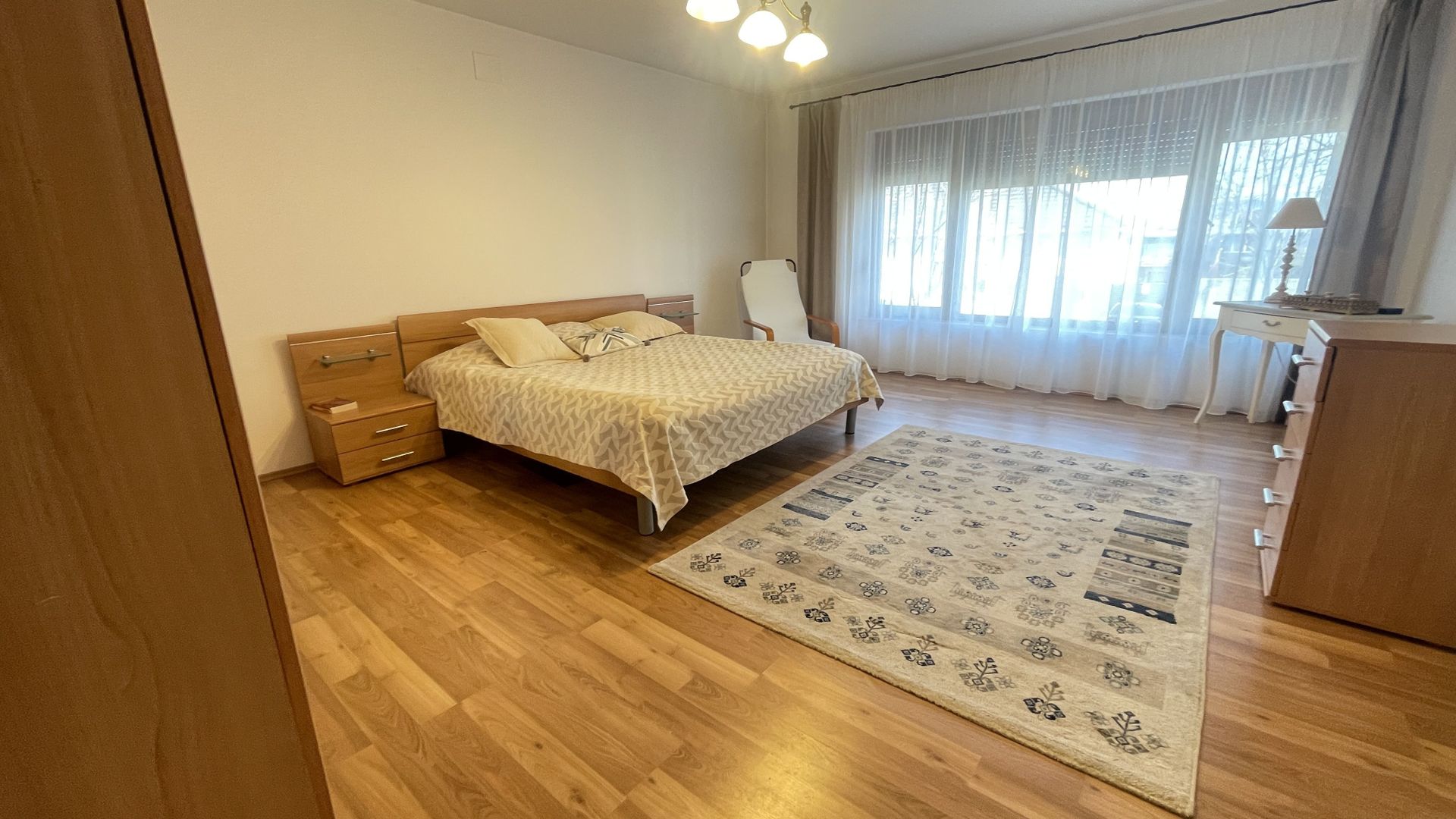 Casa eleganta si luminoasa,situata in zona de case -Mehala - Poză 15