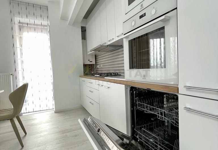 Imobil nou | Balcon 17mp | Mobilat | Parcare in subteran - Poză 15