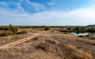 Investiție unică, 10 ha teren cu luciu de apă, ideal pentru turism și agrement! - Poză 18