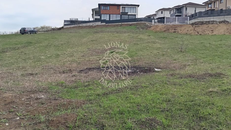 Doua Terenuri INTRAVILANE CU UTILITATI Dezmir, Cluj 500mp - Poză 5