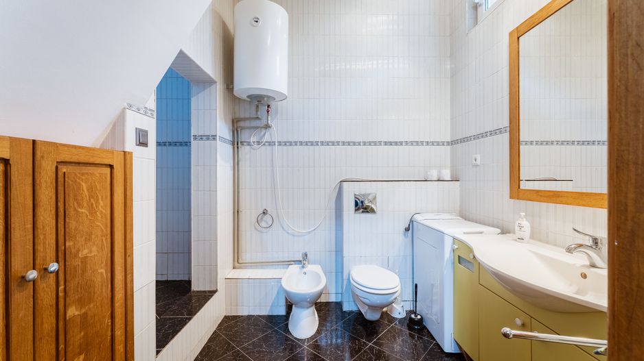 Apartament ultracentral de închiriat - Poză 4