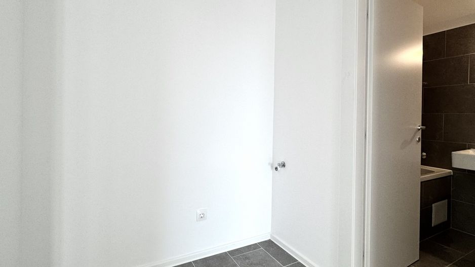Apartament 3 camere Zona Mall Colosseum-Lacul Străulești - Poză 5