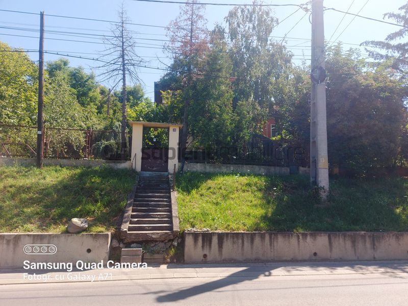 Casa cu 6 camere str.E Teodoroiu - Poză 34