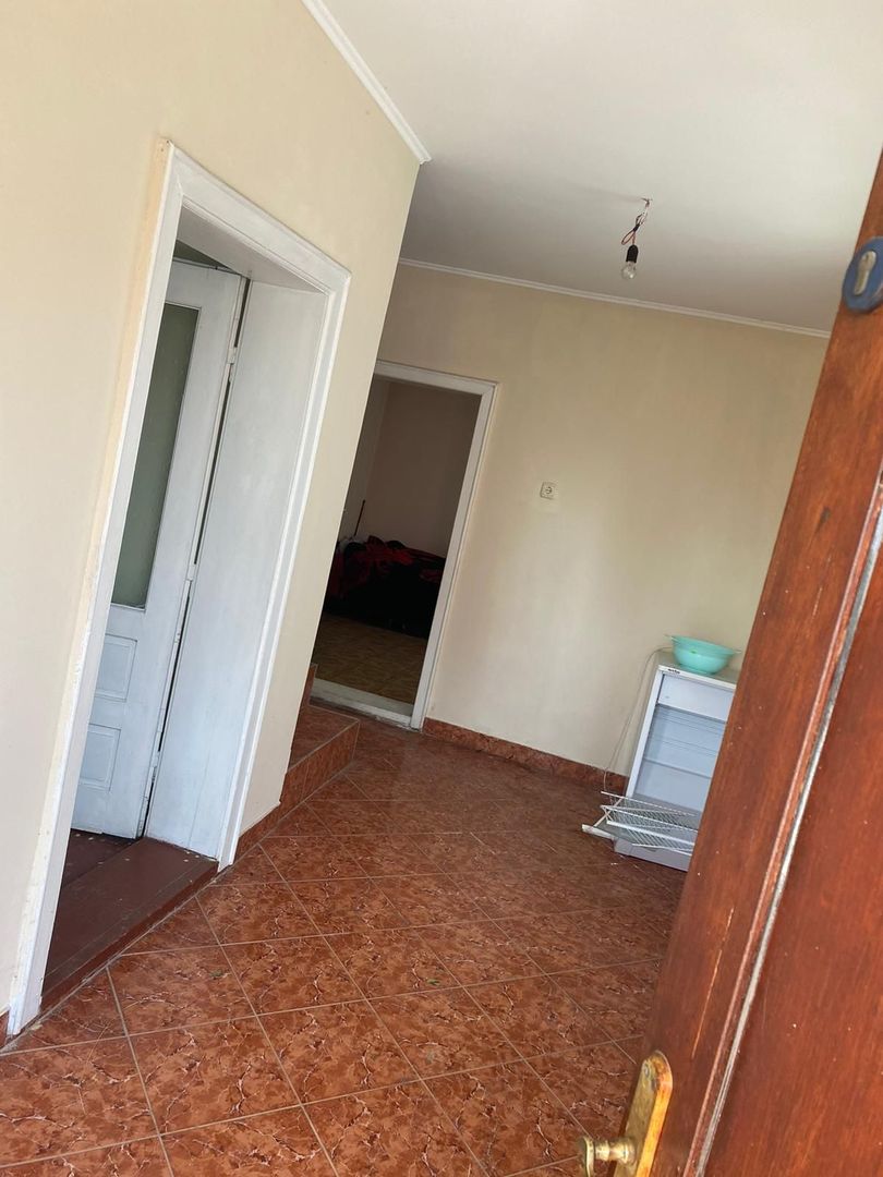 Casa in inima localitatii Certeze - Poză 4