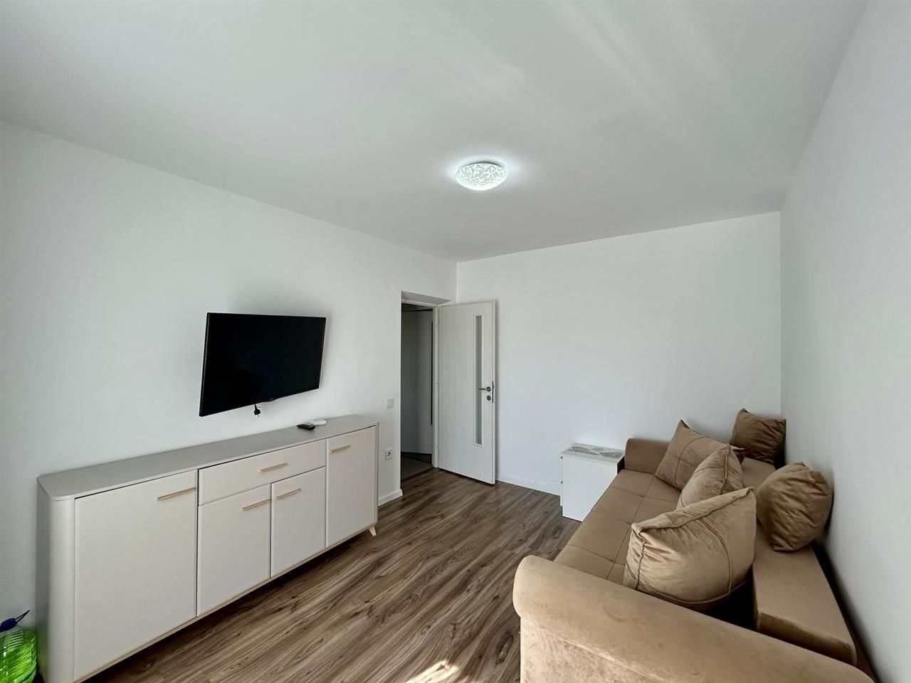 Apartament 2 camere, decomandat, 2 locuri de parcare - C. Arhitectilor - Poză 2
