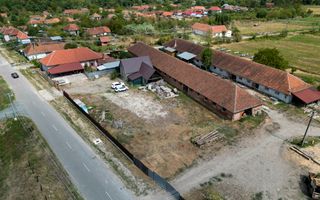 Casă tip duplex cu teren generos în Dezna - Poză 17