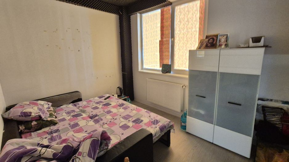 Spatiu comercial 109,54 mp + teren 222 mp + 2 locuri de parcare - Varteju - Poză 8