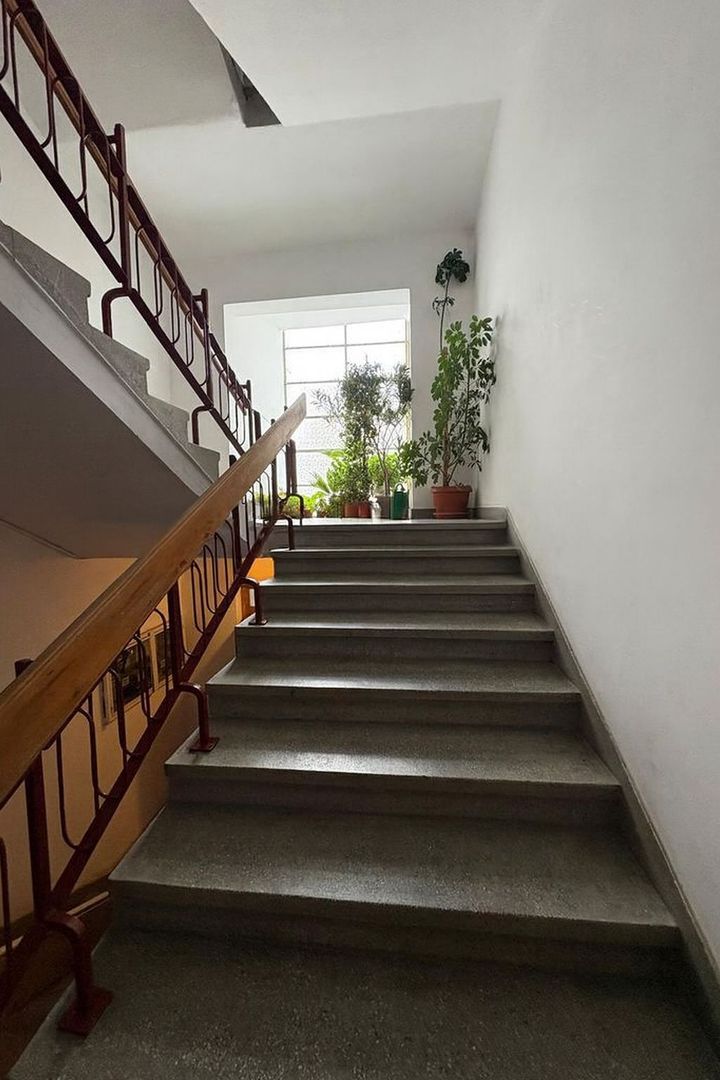 Apartament spatios cu 3 camere, Cart. Andrei Muresanu - Poză 3