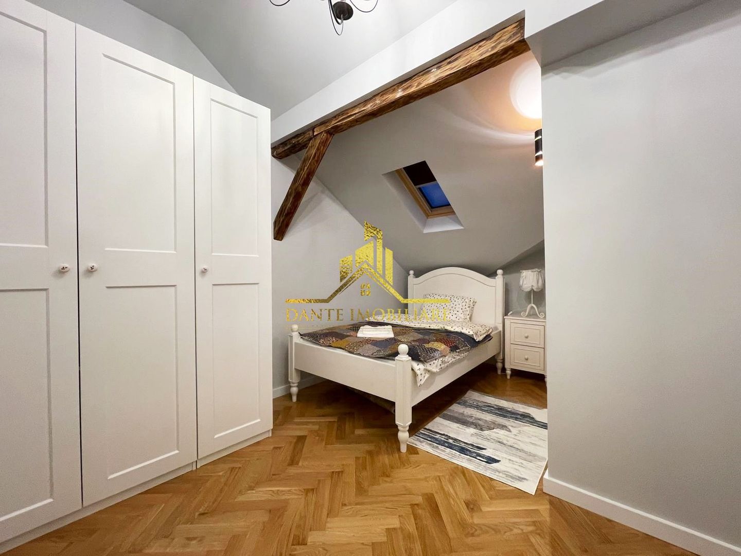 Casa, 3 dormitoare,2 bai, ultrafinisata, mobilat lux, Marasti, Paris - Poză 5
