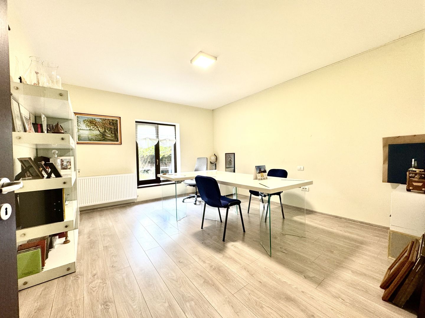 Spațiu de birou complet echipat – 115 mp, 3 birouri, 3 grupuri sanitar - Poză 1