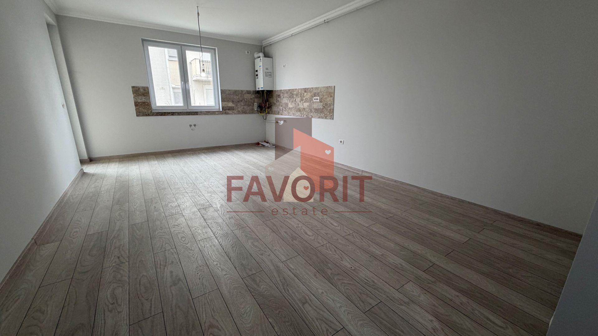 2 camere | Etaj Intermediar | Langa ESO | Loc de parcare | Mijloc de transport - Poză 1