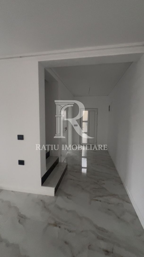 Casă modernă P+1 | 106 mp utili | Terasă + balcon | DecResidence Sânmartin - Poză 8