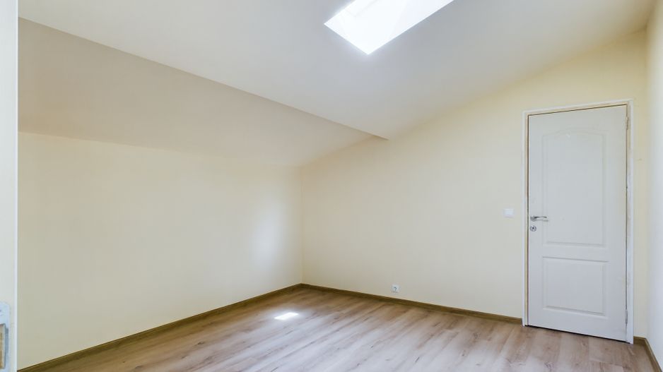 Casă cu 4 camere, renovată, în zona Gării de Nord - Poză 14