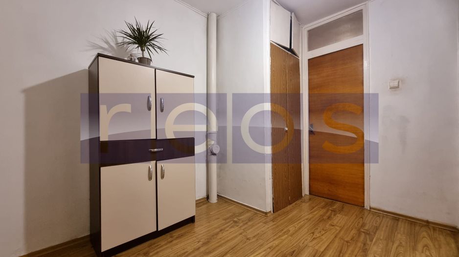 VANZARE -GARSONIERA -TIMPURI NOI -TINERETULUI - Poză 4