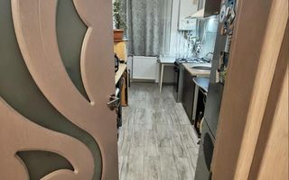 Garsoniera Decomandata Mobilata si Utilata 12 min Metrou Teclu - Poză 6