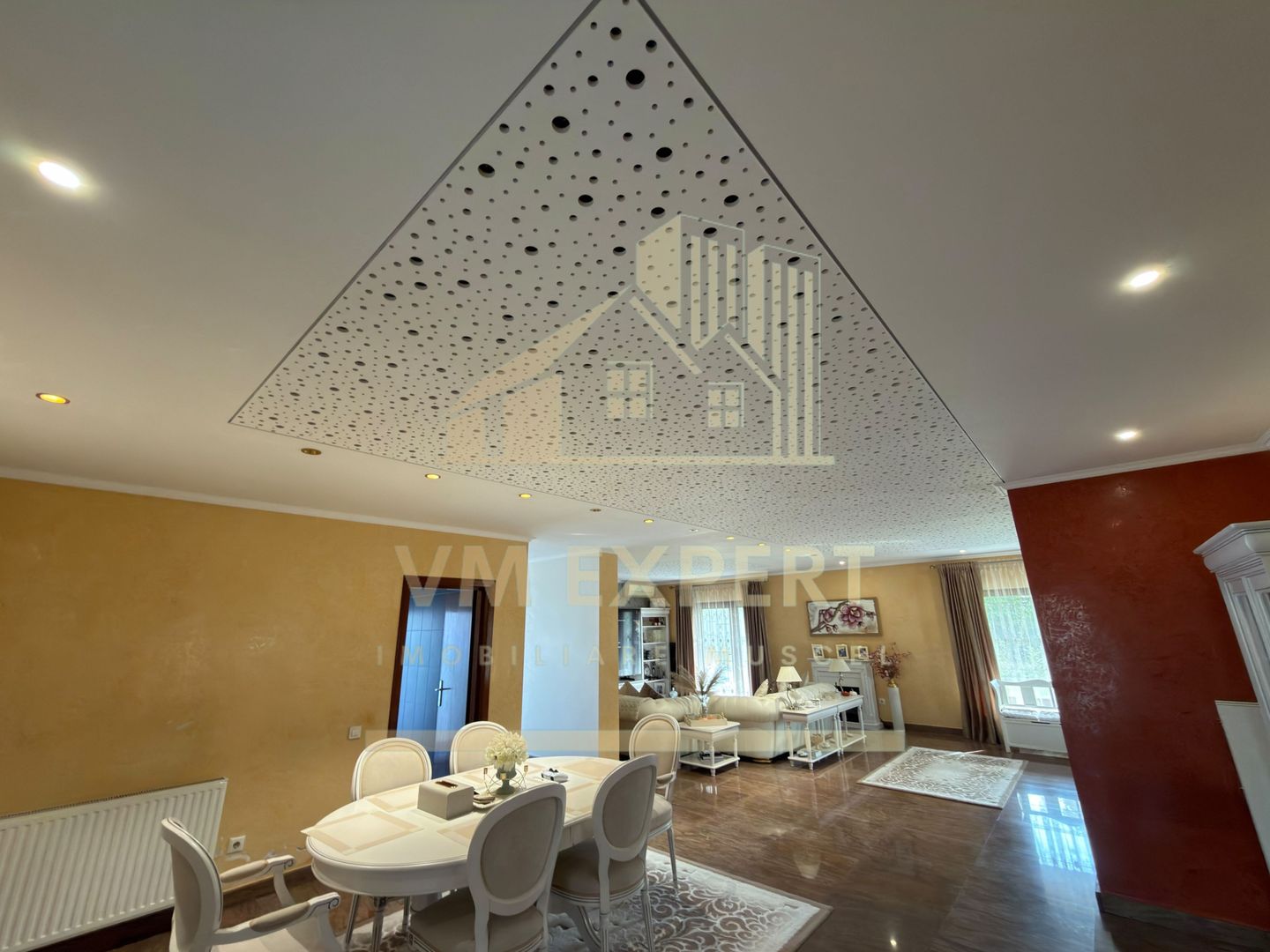 CASĂ 5 CAMERE TEREN 1600 MP CAMPULUNG - Poză 13
