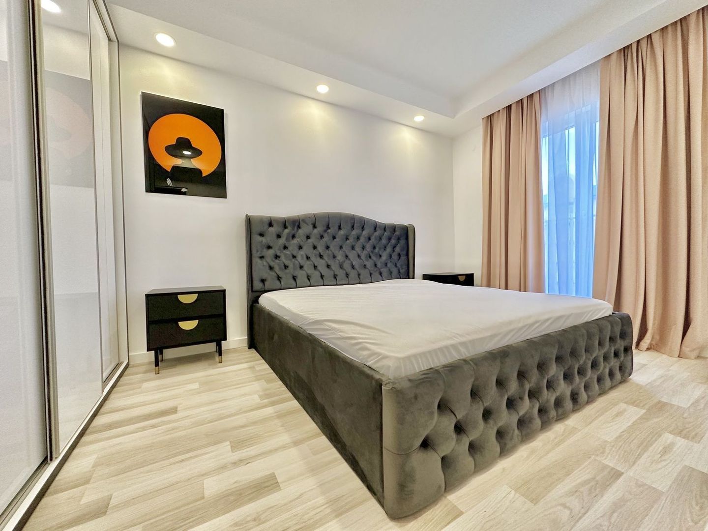 Apartament 3 camere de vanzare - Poză 2