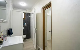 Baza de tenis si constructie moderna - Poză 23