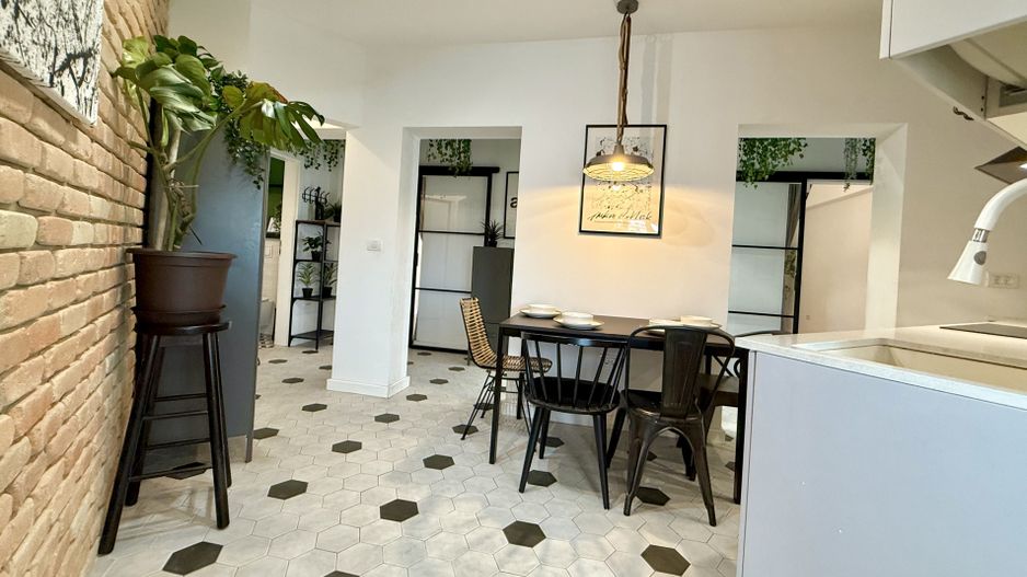Apartament cu 3 camere, vedere spectaculoasă spre Parcul Botanic - Poză 9
