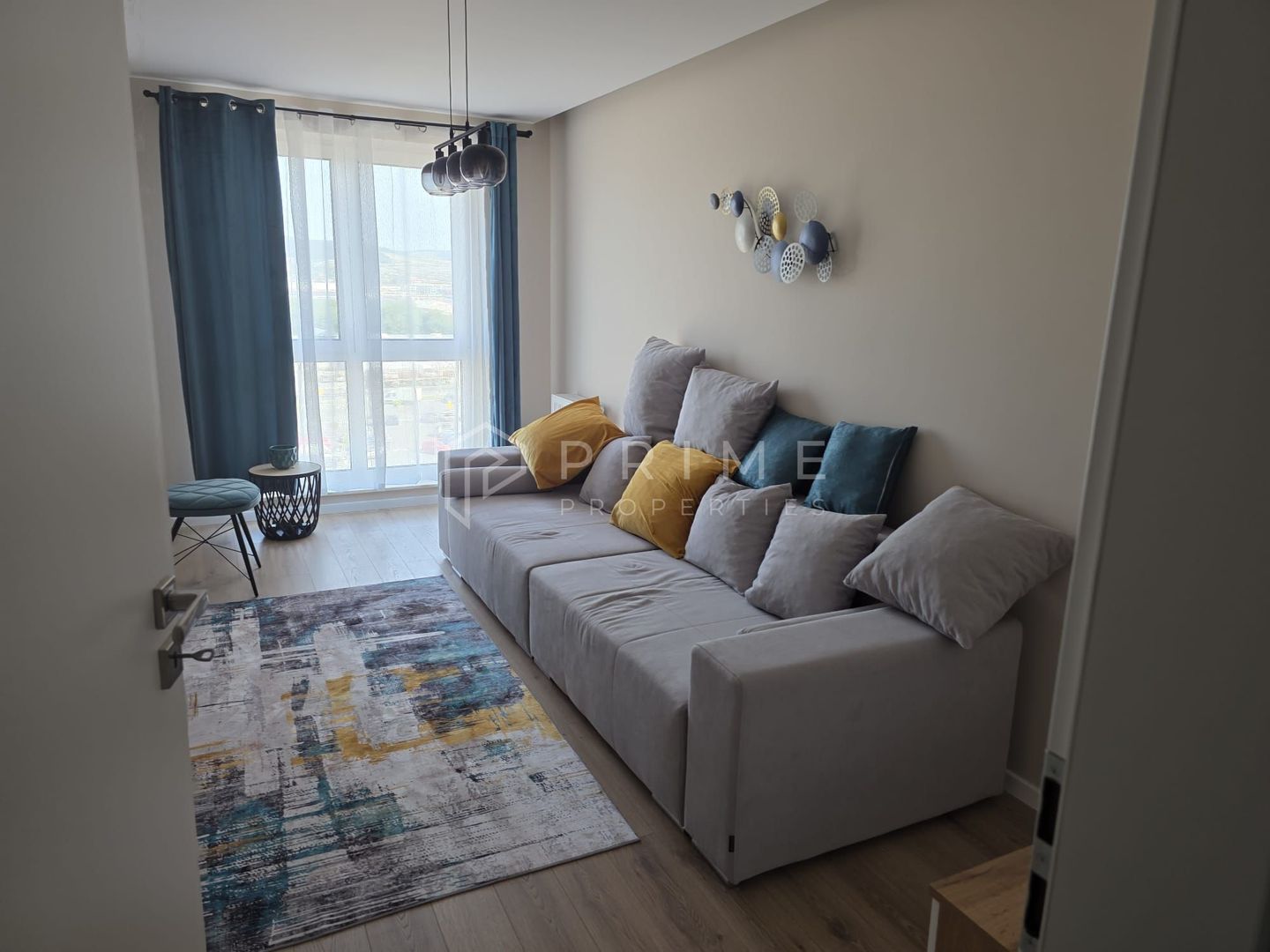 De închiriat – Apartament nou, 2 camere, mobilat lux, Maurer Residence - Poză 2