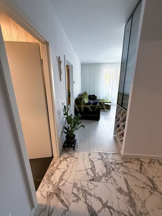 Apartament cu 2 camere, ultarfinisat, mobilat, cu grădină proprie. - Poză 5