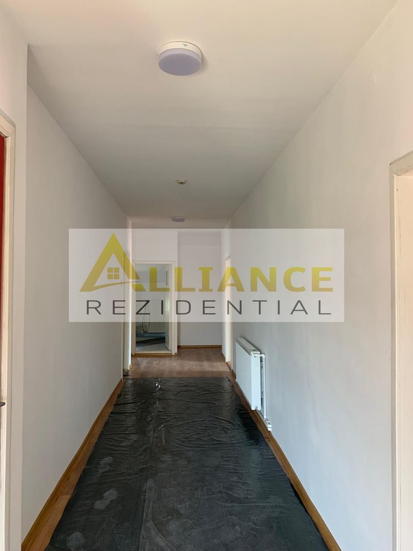 Catelu-Casa S+P+1+M - 14 Camere-1550 Teren - Poză 18