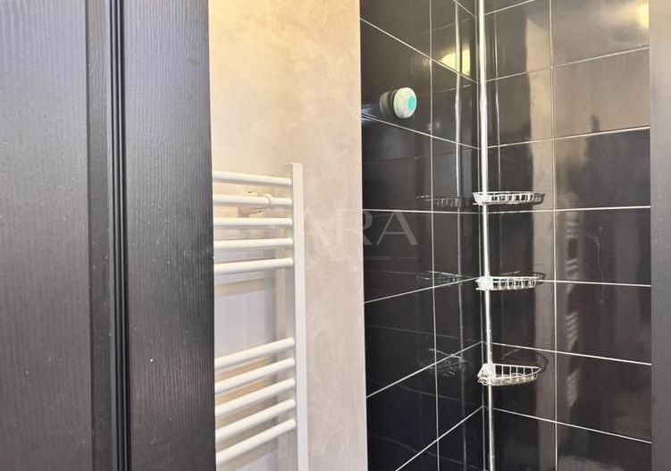 Apartament cu 2 camere, 2 balcoane, zona Băișoara, Gheorgheni. - Poză 9