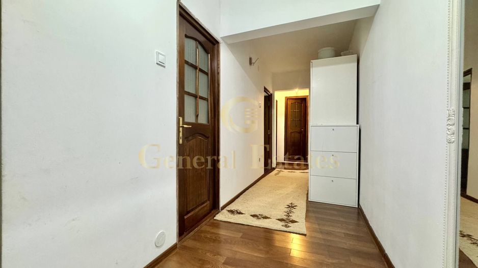Spre Vânzare apartament cu 3 camere - 72 m.p - Nicolina, Iași - Poză 12
