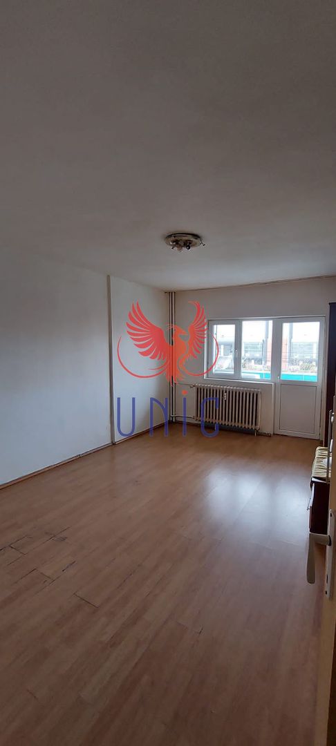 Apartament 3 camere, vis-a-vis de Polivalenta! - Poză 3