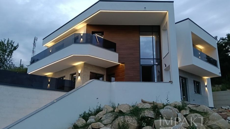 Vila moderna Feleacu cu 800 m2 teren - Poză 1
