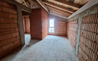 Duplex la rosu cu 3 camere | Mosnita Veche | Padurea Bistrei - Poză 2