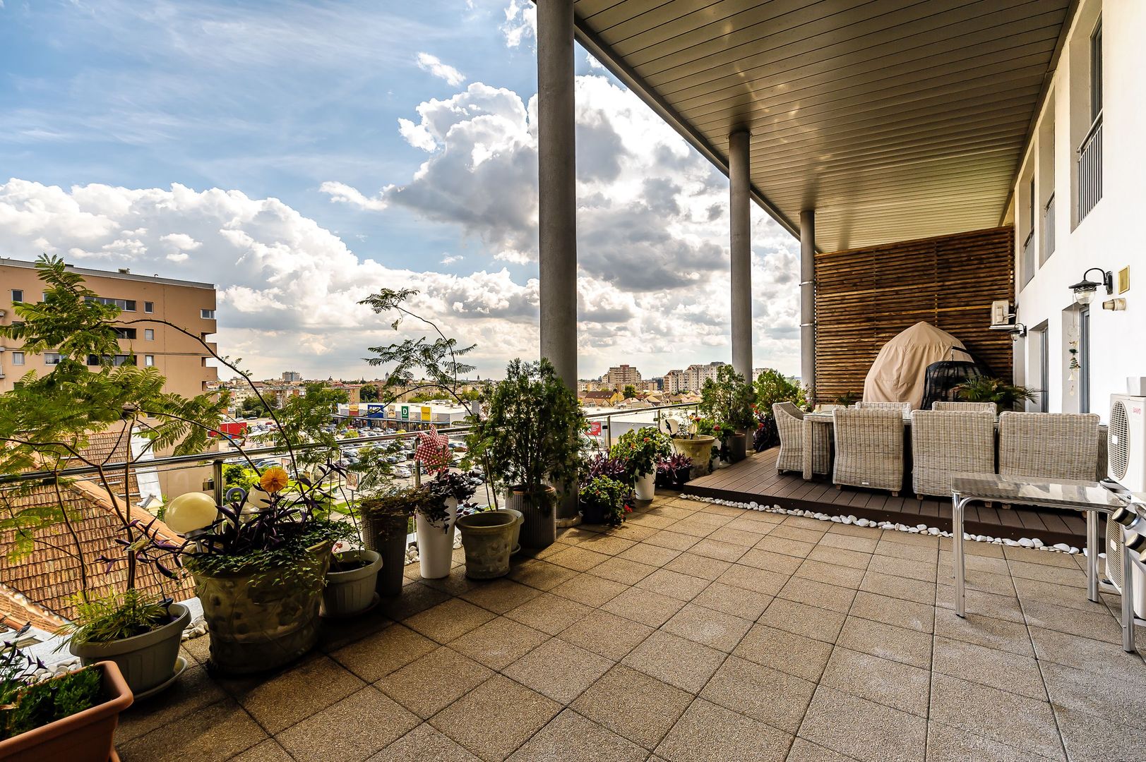REDUS - Penthouse în blocul BERMO Kaufland - Poză 1