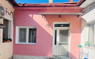 Apartament cu 2 camere la curte comuna , zona centrala - Poză 6