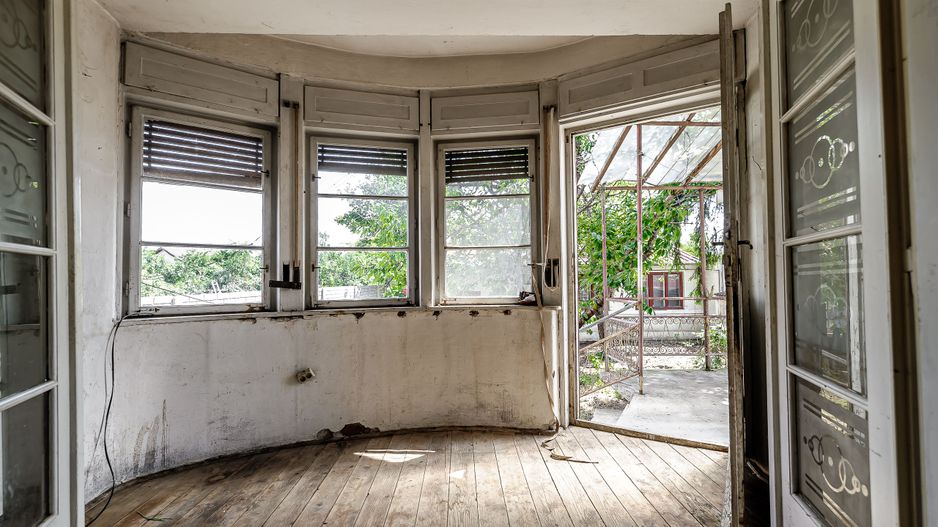 Casă cu teren de 716 mp pe strada Dorobanți, Pârneava. - Poză 6