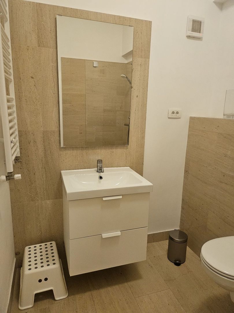 Apartament de închiriat cu 2 camere, în locație centrală, zona unirii - Poză 5