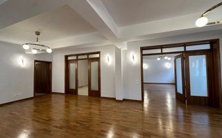 Inchiriere - 4 camere renovate integral - Primaverii - Poză 2