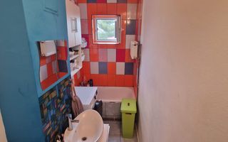 Vand apartament cu 4 camere in zona spitalul judetean,comision ,,0'' - Poză 16